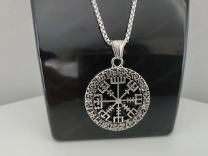 Vegvisir Wikinger Kette   Runen Kompass Anhänger  Bild 2