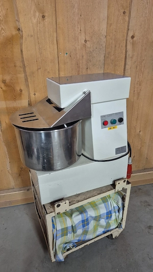 Teigknetmaschine  Bild 5