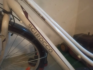 Damenfahrrad Elegance 28 weiß