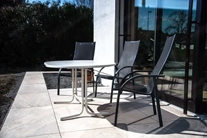 Klapptisch für den Garten und 3 Gartenstühle Bild 3