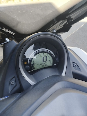 Zu verkaufen Yamaha Nmax 125 ccm Bild 4