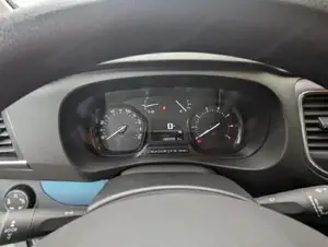 Peugeot Traveller Bild 6