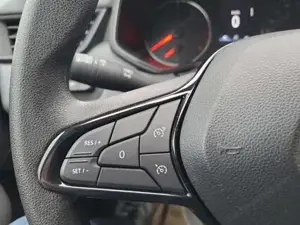 Renault Clio Bild 16