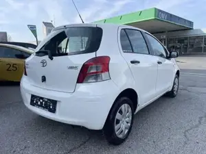 Toyota Yaris Bild 4