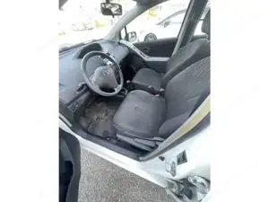 Toyota Yaris Bild 7