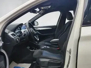 BMW X1 BMW xDrive 18d M Sport 110 kW (150 PS), Automatik, Allrad Bild 9