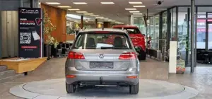 Volkswagen Golf Bild 8