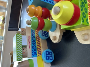 Eichhorn Holzzug mit Geräusch Bild 3