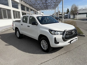 Toyota Hilux DK Country 4WD 2,4 D-4D 2023 30 TKM Top! Bild 3