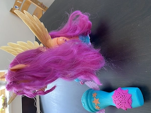 My Little Pony auf Rollen mit Mikrofon Bild 4