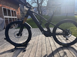 Exclusives E-Bike Wallis Carbon E-AMDURO 800 Wh Grösse L Bild 3