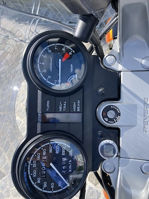 Honda Revere NTV 650 Bild 4