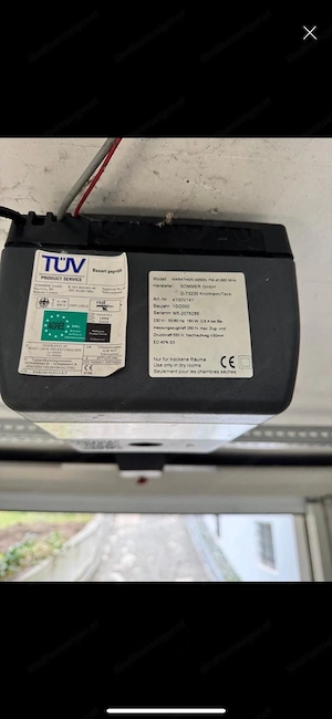 elektrisches Garagentor Bild 3