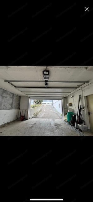 elektrisches Garagentor Bild 2