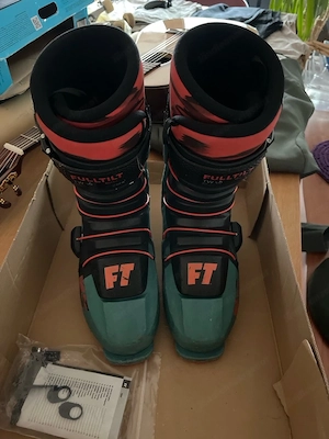 Full Tilt Größe 310mm Freestyle Tom Wallisch Schischuhe zu verkaufen!