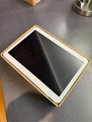 Samsung Galaxy Tab4 Bild 2
