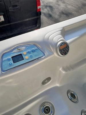 Wirlpool zu Verkaufen Bild 2