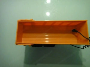 Siku Anhänger Joskin 2-Achs Kipper 1:32 Bild 5