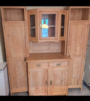 Massiver Bauernschrank  Kredenz aus Holz