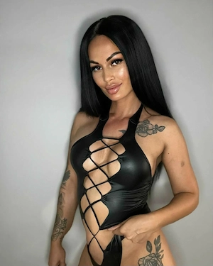 Hallo, mein Name ist Clara  Bild 3