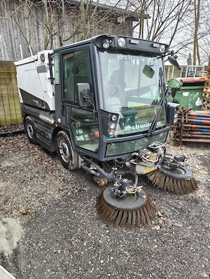 Kehrmaschine swingo 200+ Bild 2