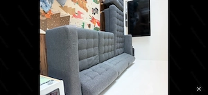 Graue Eckcouch mit Holzfüßchen&Hocker240 160 Bild 2