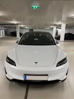 Tesla Model 3 Highland Performance 2026 Bild 3