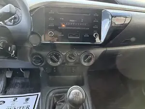 Toyota Hilux Bild 12