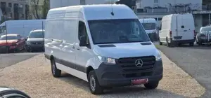 Mercedes-Benz  Bild 2