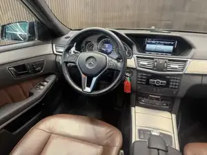 Mercedes-Benz E 350 Bild 10