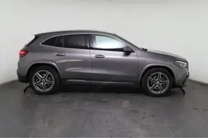 Mercedes-Benz GLA AMG Line 220 (AMG Line) d 4MATIC *PANO*AHK*NAVI*LED*SHZ*PDC* 140 kW (190 PS), Auto Bild 9