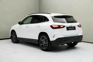 Mercedes-Benz GLA 200 Bild 10