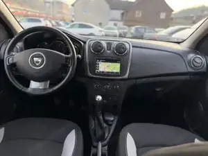 Dacia Sandero Bild 7