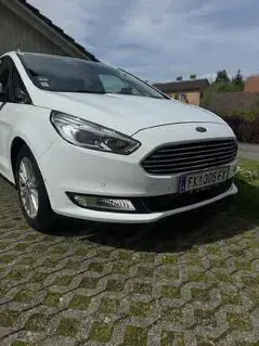 Ford Galaxy 7 Plätzer Allrad Bj 2016, PS 180,  143000km Bild 8