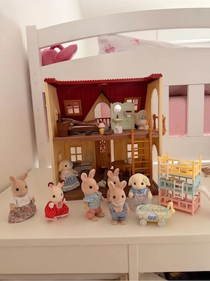 Sylvanian Families Starter Haus    + Zubehör   wie neu! Bild 2
