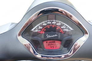 Vespa-Piaggio 125 GTS ABS Bild 8