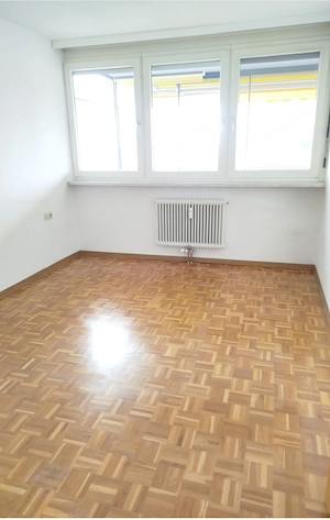 2 Zimmer Wohnung  Bild 2