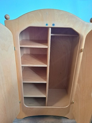 Puppenkasten  Bild 3