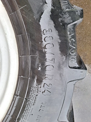 Kompletträder 380 70 R24 passend zu Lindner Geotrac 100 Bild 2