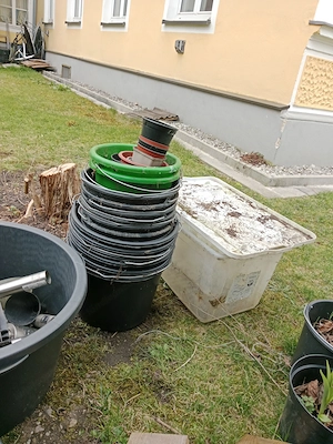 Räder, Lilien, Blumentöpfe....verschiedenen   Bild 4