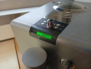 Jura ENA7 Kaffeevollautomat, Silber   Schwarz Bild 2