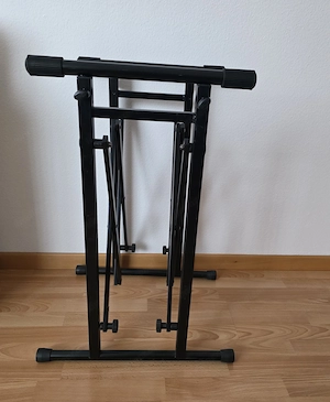 keiboardständer Bild 2