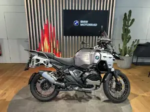 BMW R 1300 GS Adventure  Bild 2