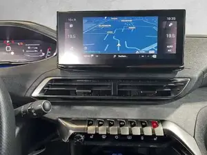 Peugeot 5008 Bild 11