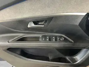 Peugeot 5008 Bild 12