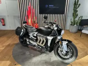 Triumph Rocket 3 R Black
