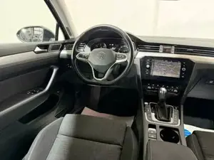 VW Passat Bild 6