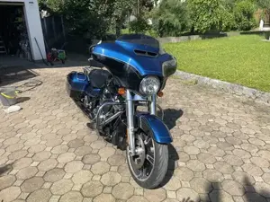 Harley-Davidson Street Glide Anniversary Bild 2