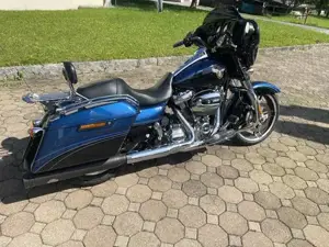 Harley-Davidson Street Glide Anniversary