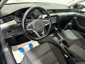 VW Passat Bild 9